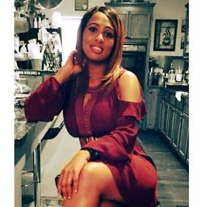 Meet your Posher, Carla